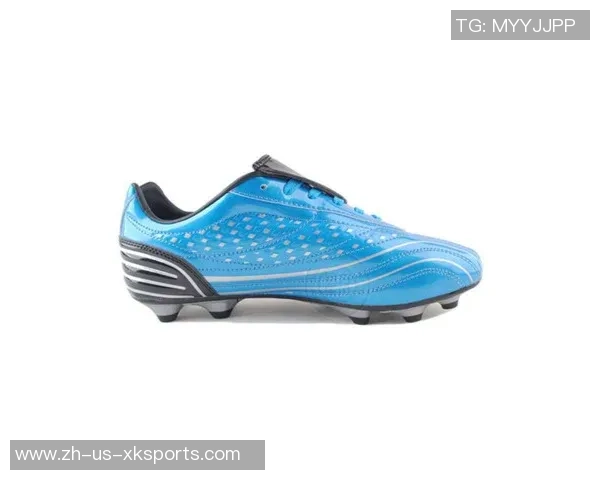 足球鞋与钉鞋的区别与选择指南助你在赛场上发挥最佳表现